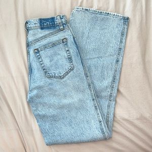 Abercrombie & Fitch ‘90s Relaxed Jean Ultra High Rise